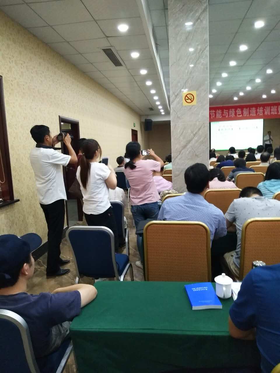 �F���^������